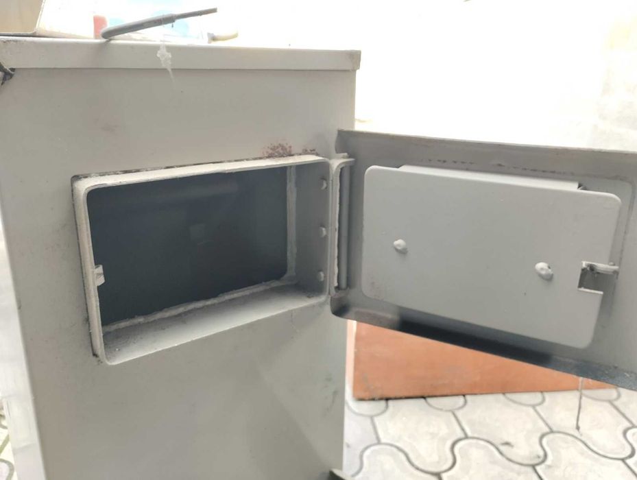 Котел твердотопливный