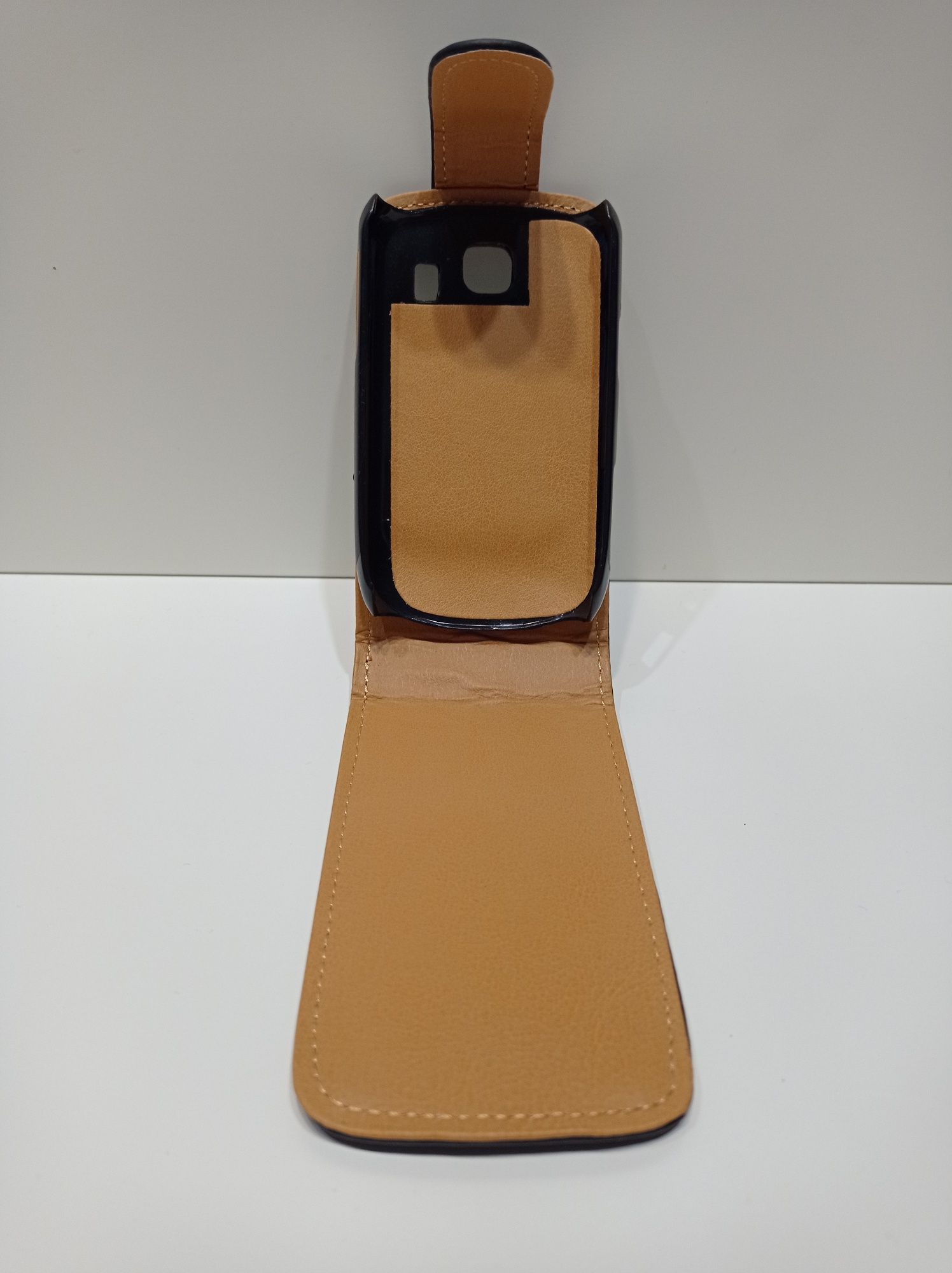 Pokrowiec etui Samsung Corby 2 S3850