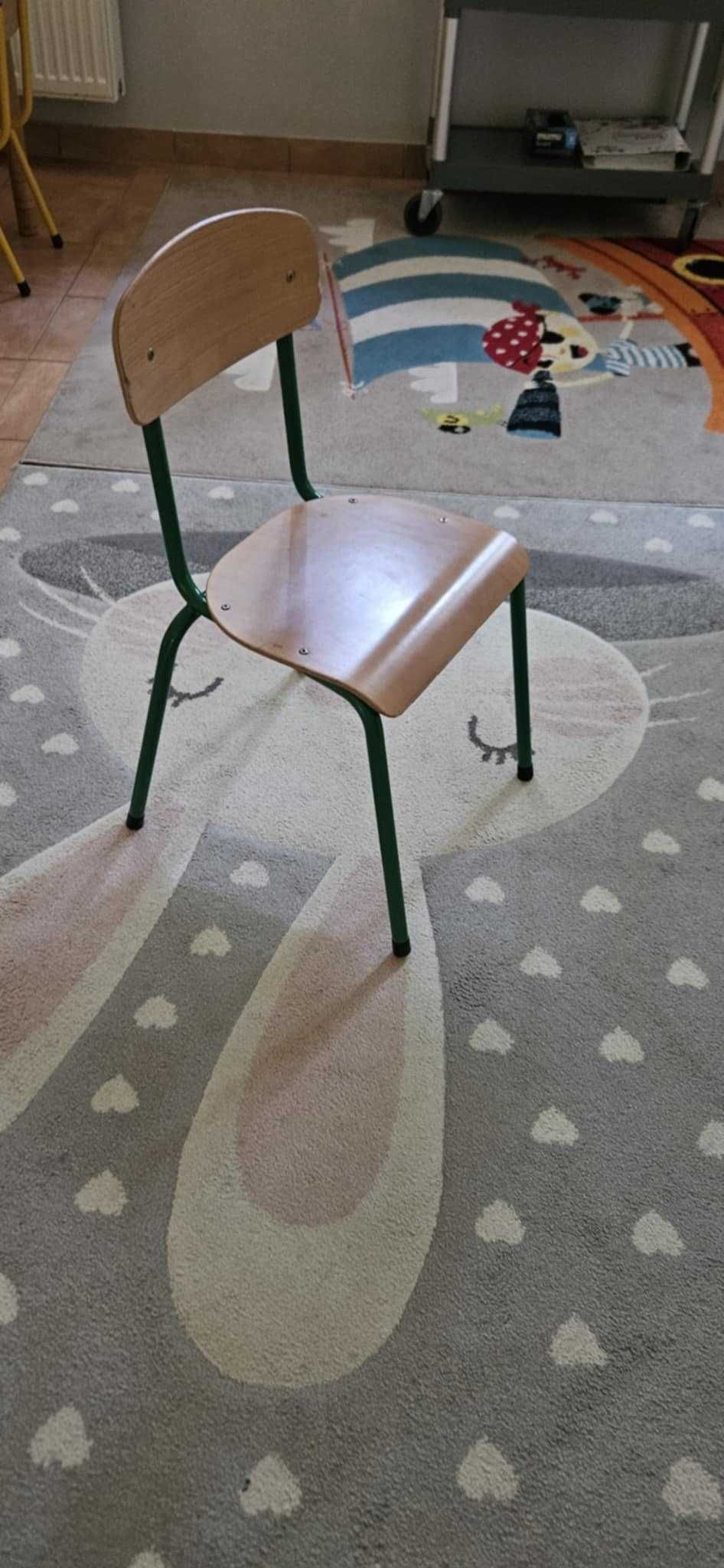 krzesełka dla dzieci