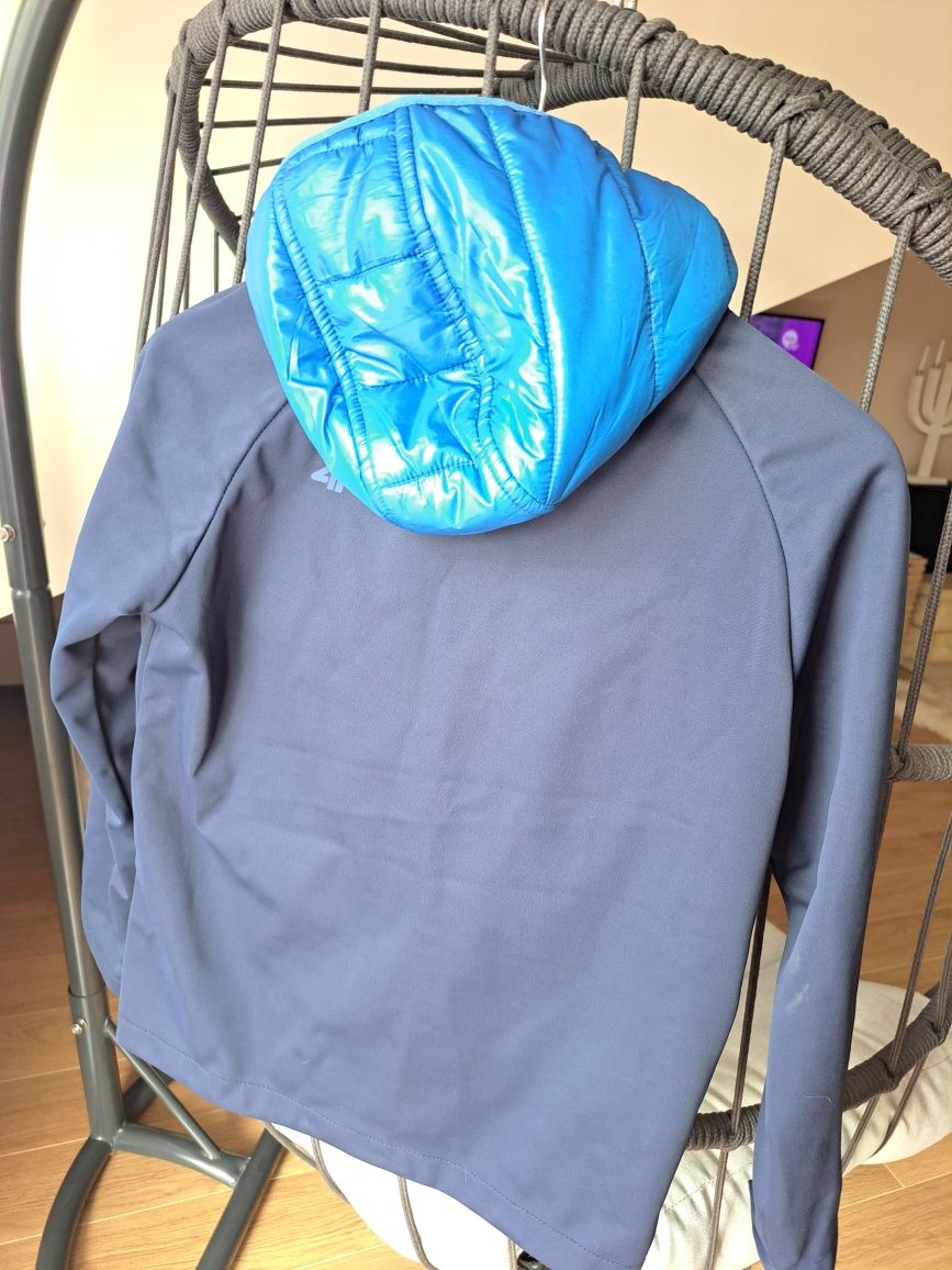 Kurtka softshell 4f rozmiar 158