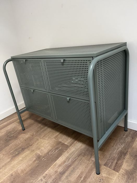 Móvel Ikea em metal verde