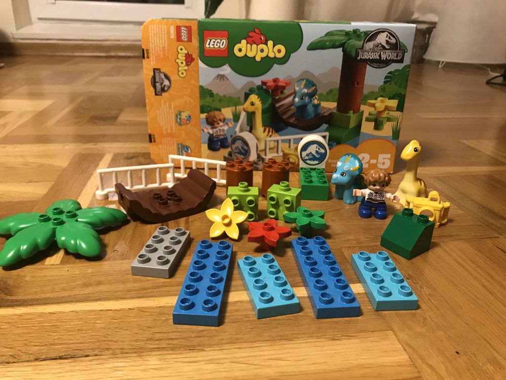 Lego Duplo Jurassic World Mini Zoo 10879