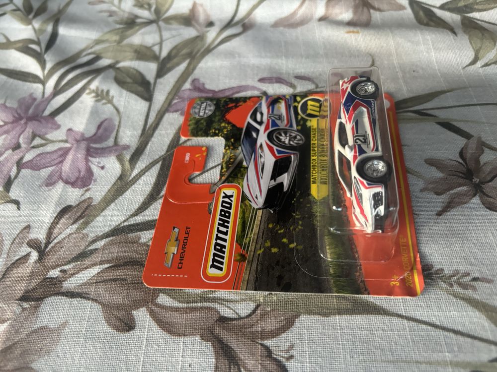 Matchbox corvette c8 super chase