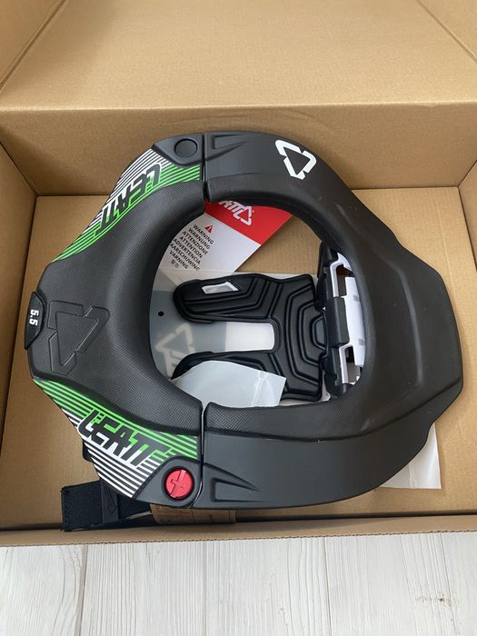 Детская защита шеи LEATT 5.5 GPX Junior neck protection
