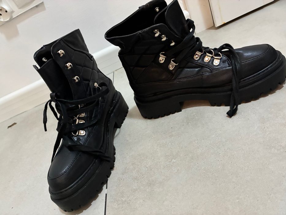 Pikowane sztyblety czarne 37 Retro