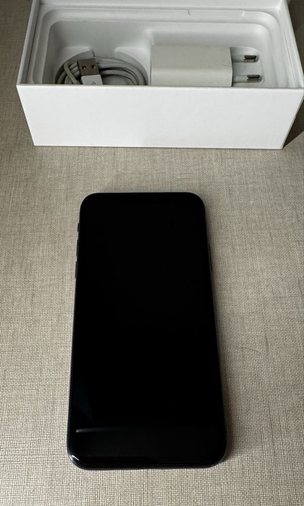 Iphone X - 64GB live