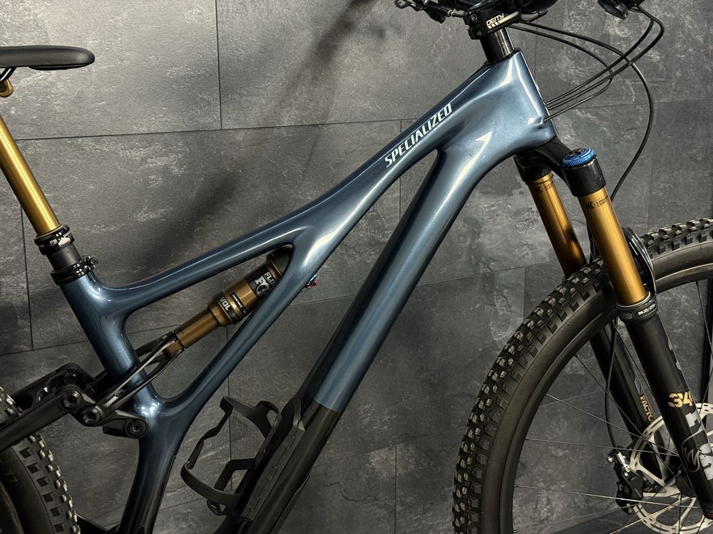 Specialized Stumpjumper двопідвісний карбоновий велосипед