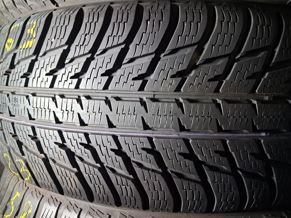 235/55 18 Nokian шини б/в зима ПАРА