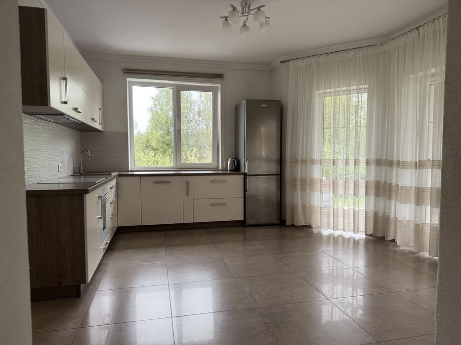 Сучасний будинок / Ковель/вул.Гонти