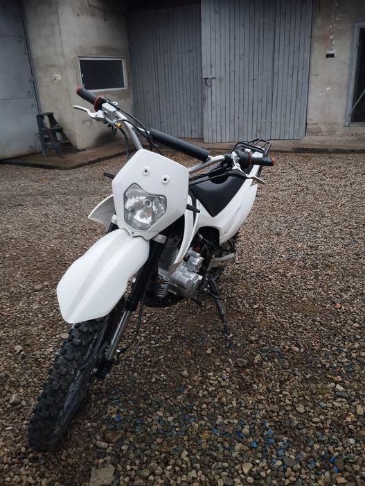 Мотоцикл 200 куба