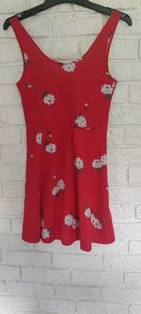 Czerwona sukienka w kwiaty na lato z H&M r.38