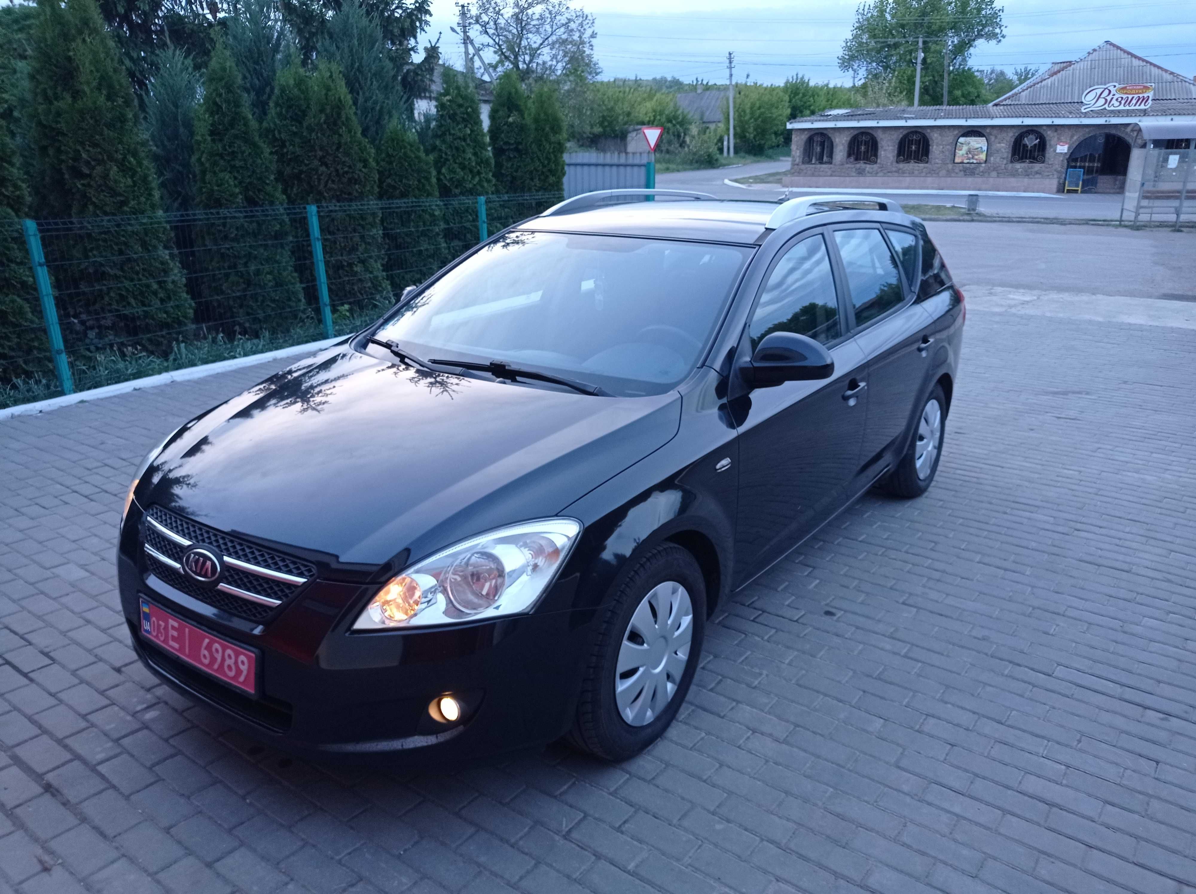 KIA Ceed 2008 г. Газ/бензин.