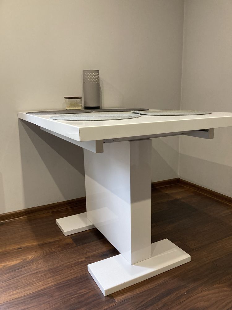 Stol do jadalni obiadowy rozkladany bialy lakierowany Agata 120-160x80