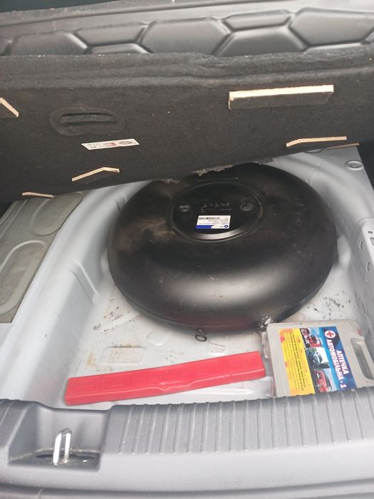 Автомобиль FAW B30. 2020 г.8200$