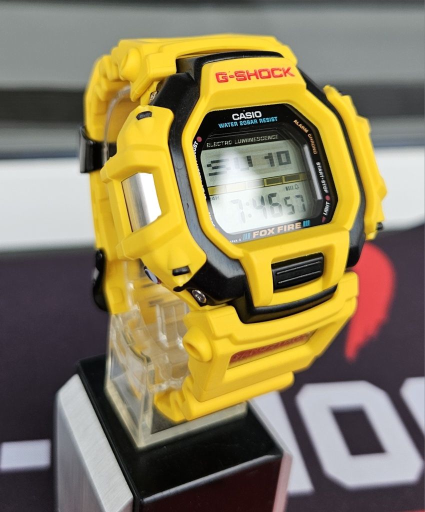 DW-8195 Gangsters Sexy Girl yellow vintage-G Casio G-shock 1995