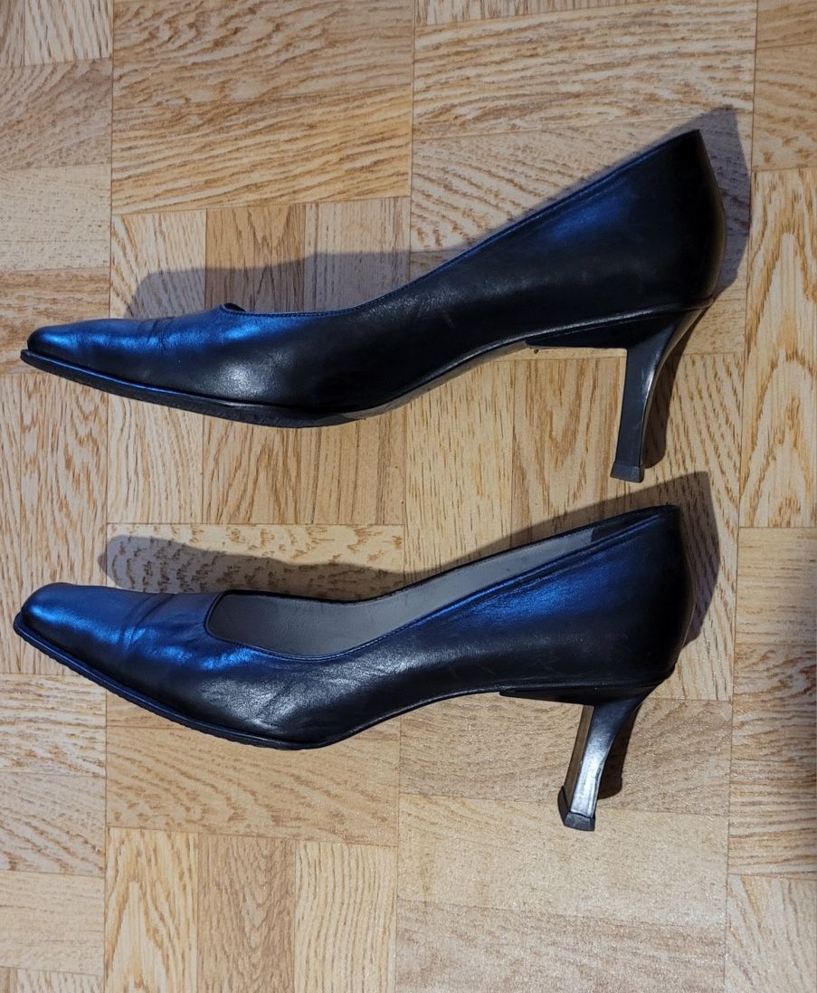 Классические туфли женские черные кожаные италия 38 размер