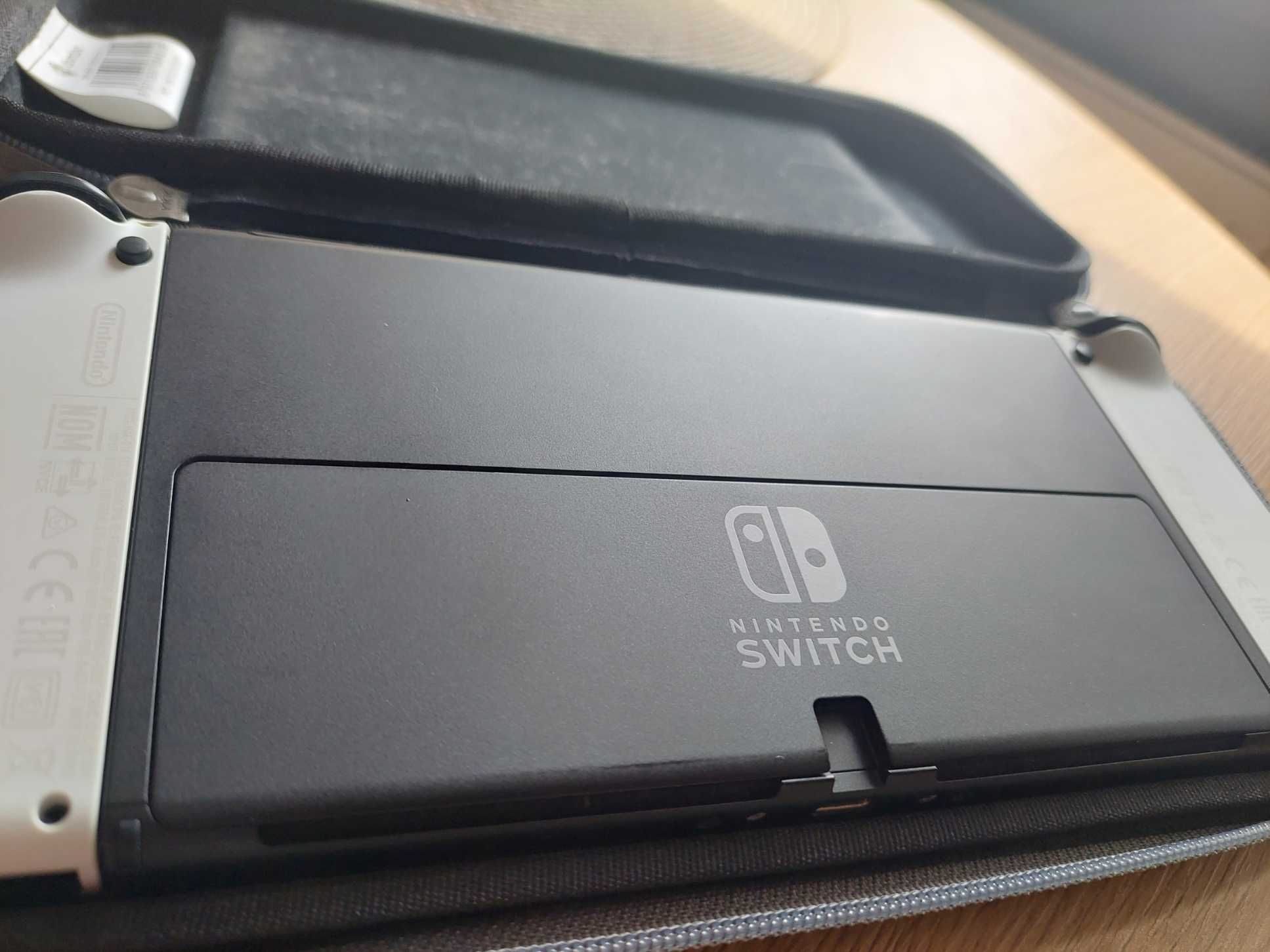 Nintendo Switch OLED, etui + szkło na ekranie od zawsze, microSD 256GB
