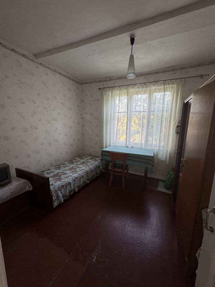Продам будинок в селищі Котельва Полтавського району