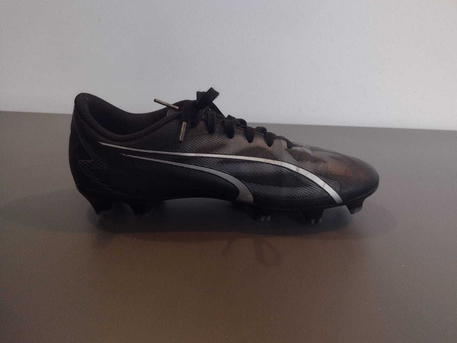 Buty piłkarskie męskie PUMA Ultra Play Fg/Ag puma black rozmiar 40