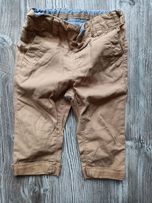 Spodnie chłopięce dziecięce niemowlęce Next 6-9 miesięcy na gumce