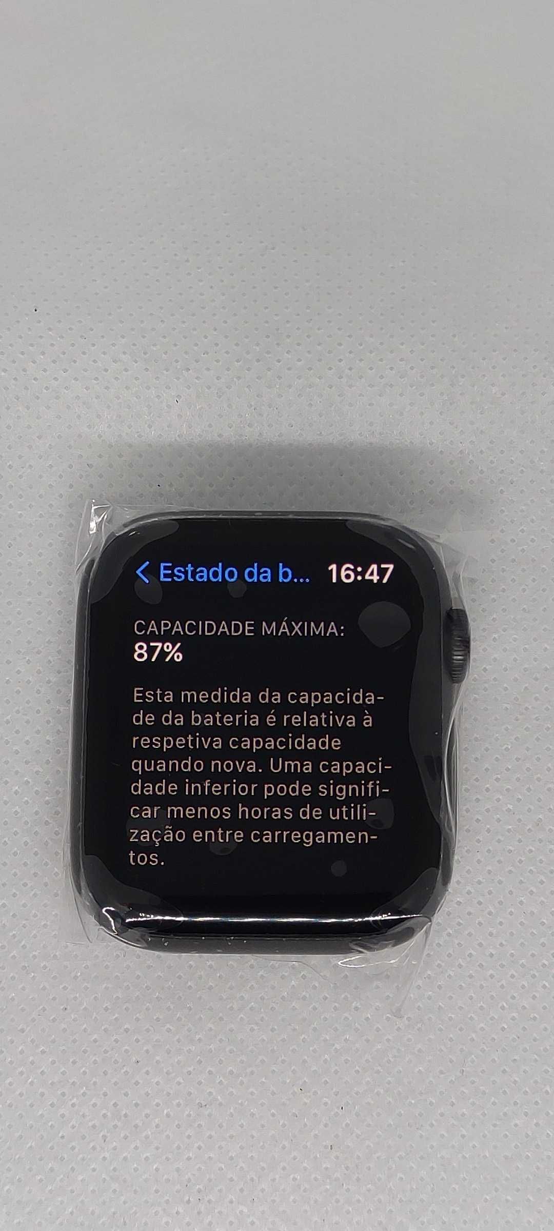 Apple Watch 4 44mm * GPS * Cinza Escuro * Recondicionado