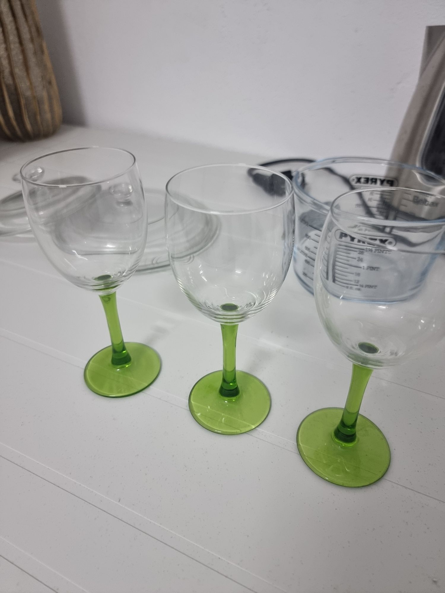 3 copos de vinho