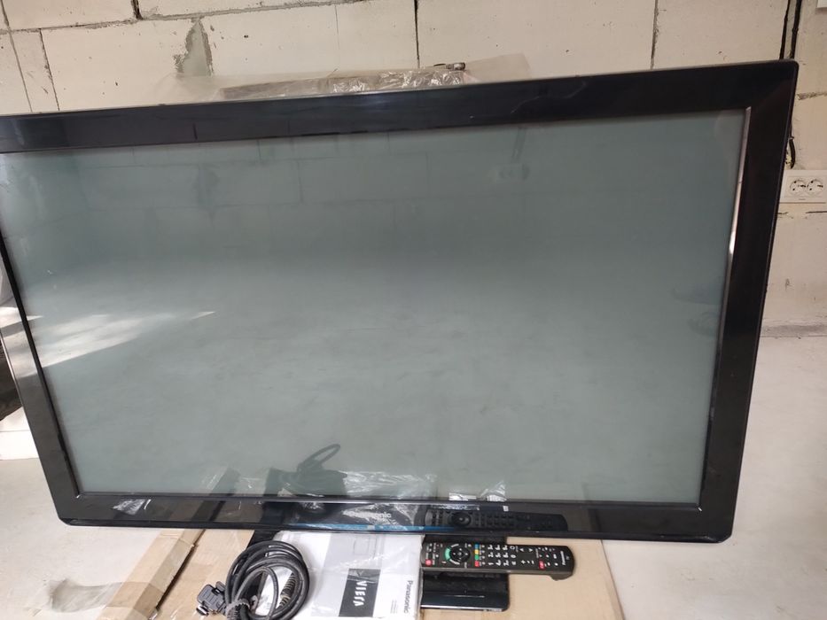 Плазмовий телевізор Panasonic tx-pr42u30 на запчастини.