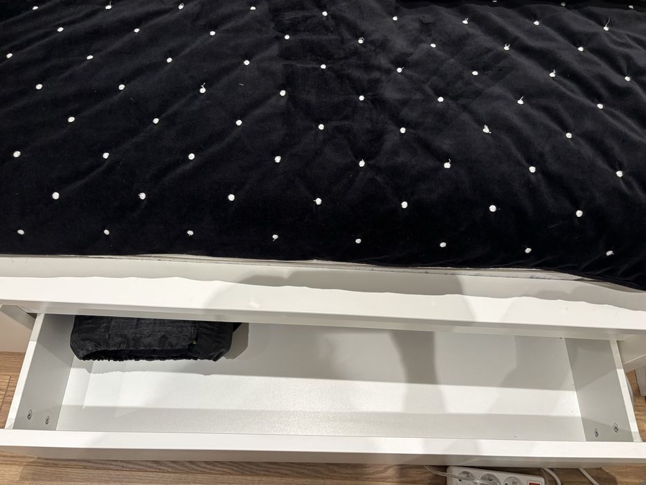 Łóżko MALM z materacem i 2 szufladami 160x200