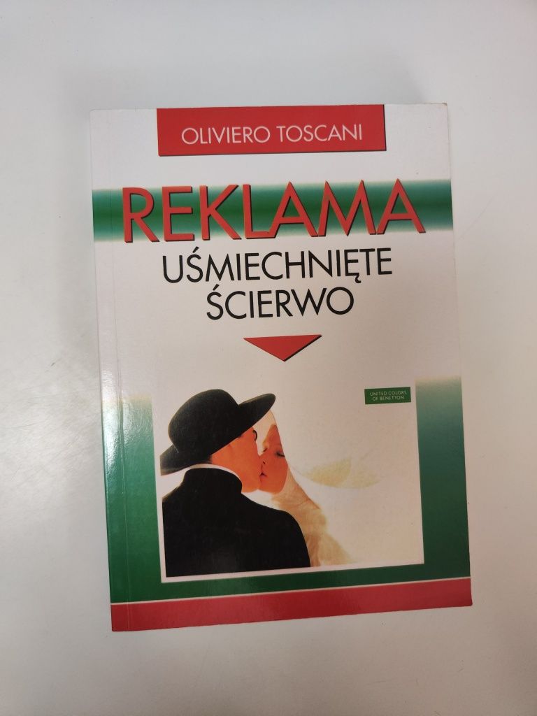 Reklama Uśmiechnięte ścierwo - Oliviero Toscani "x