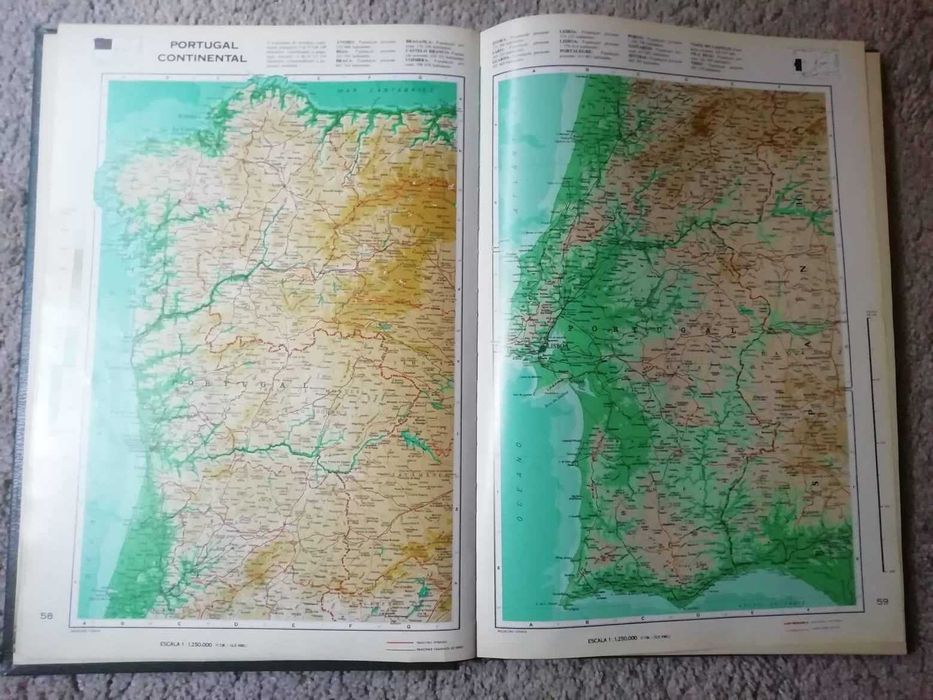 Grande Atlas Mundial - Séc XX (livro gigante)