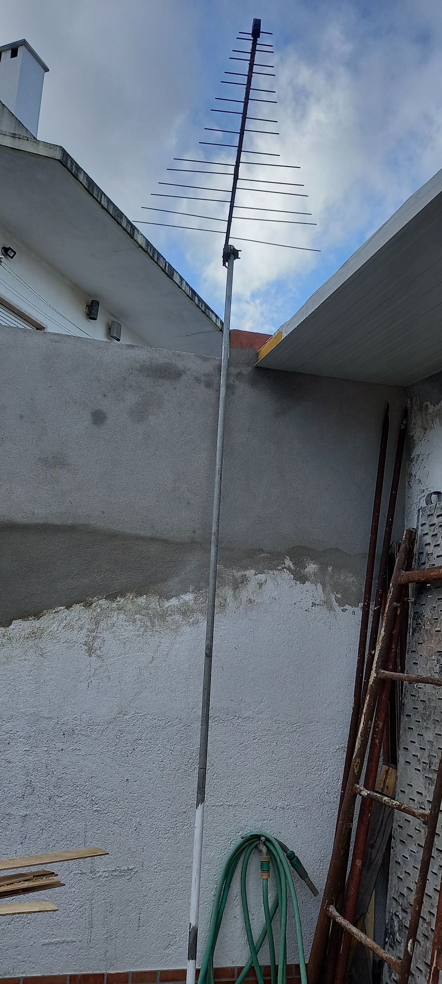 Antena, ferro e Braçadeira