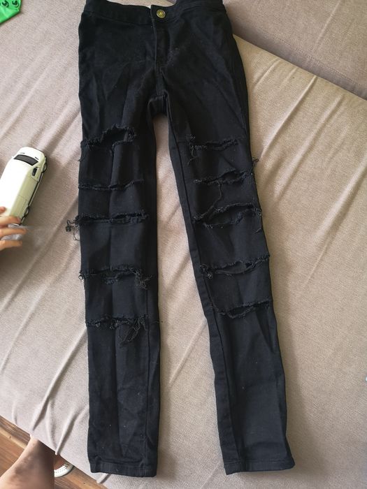 Dżinsy dla dziewczynki new Look 152 stan idealny