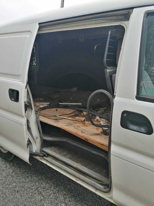Carrinha Mitsubishi L400 de 1997 para peças