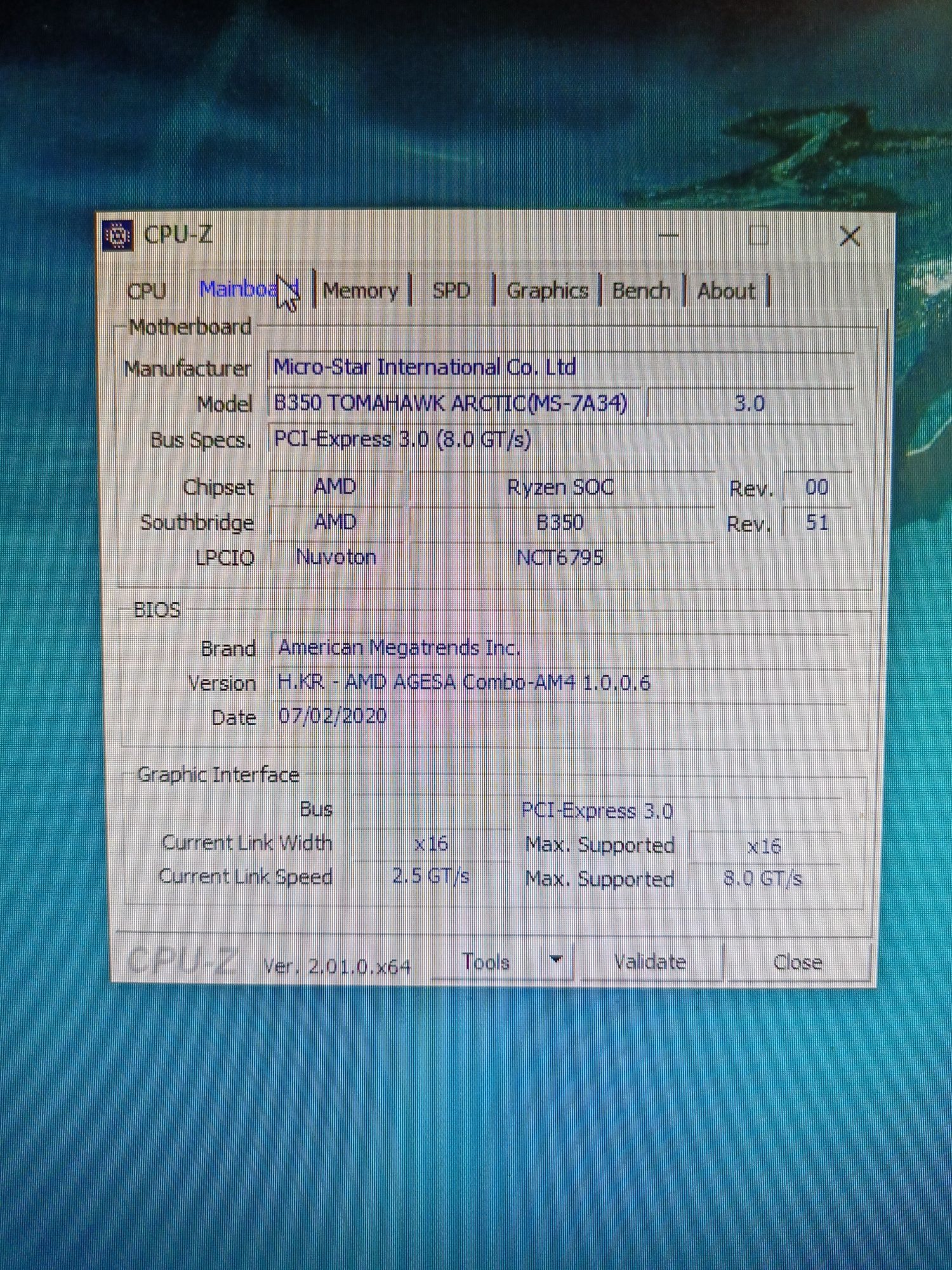 Komputer gamingowy, ryzem 5 1600X, GTX 1070, 32GB RAMU + monitor, sluc