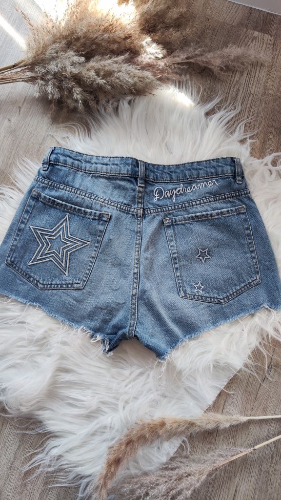 Jeansowe spodenki z wysokim stanem szorty poszarpane Coachella hafty L