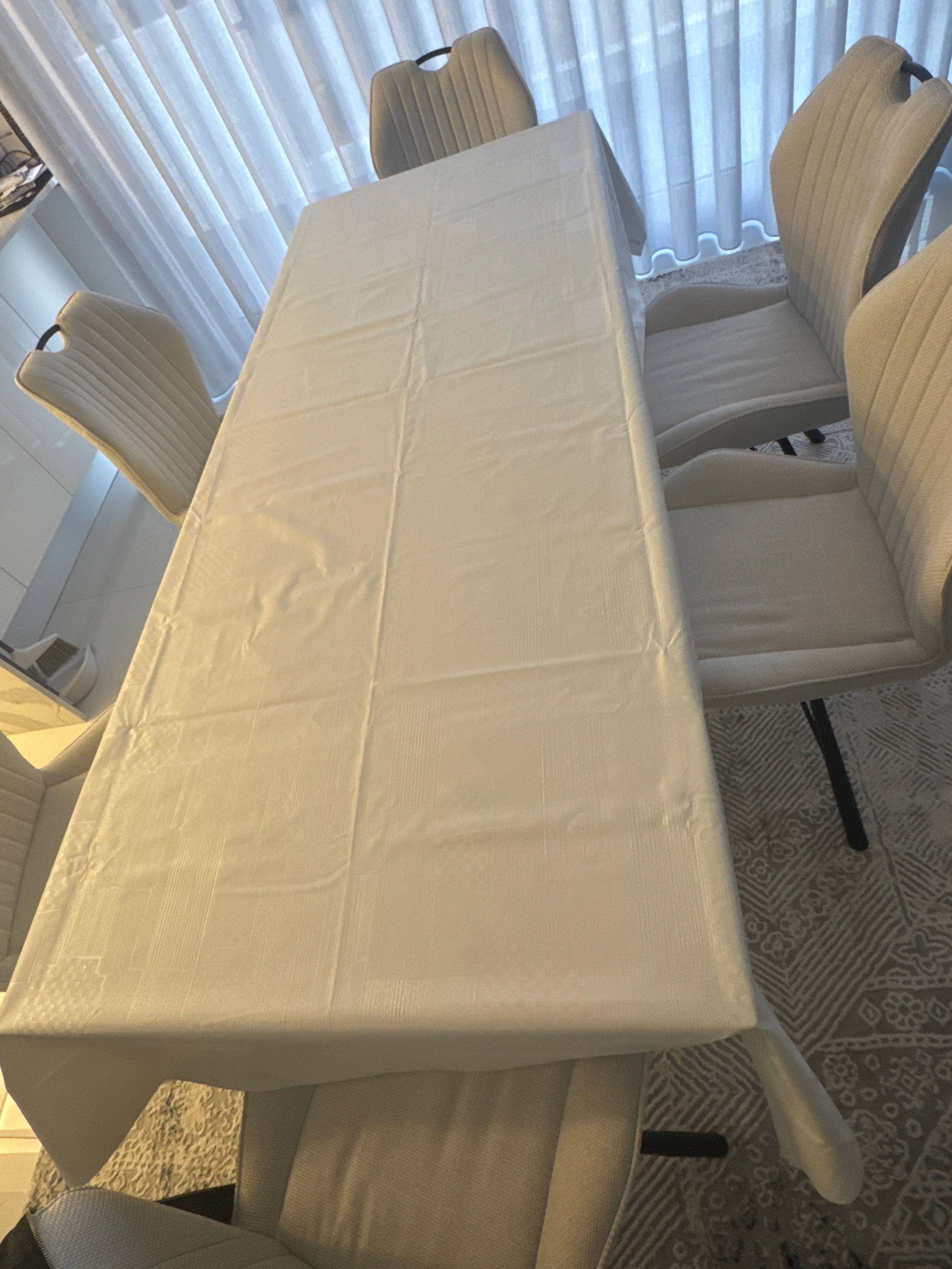 Mesa de Jantar de vidro em Bom Estado
