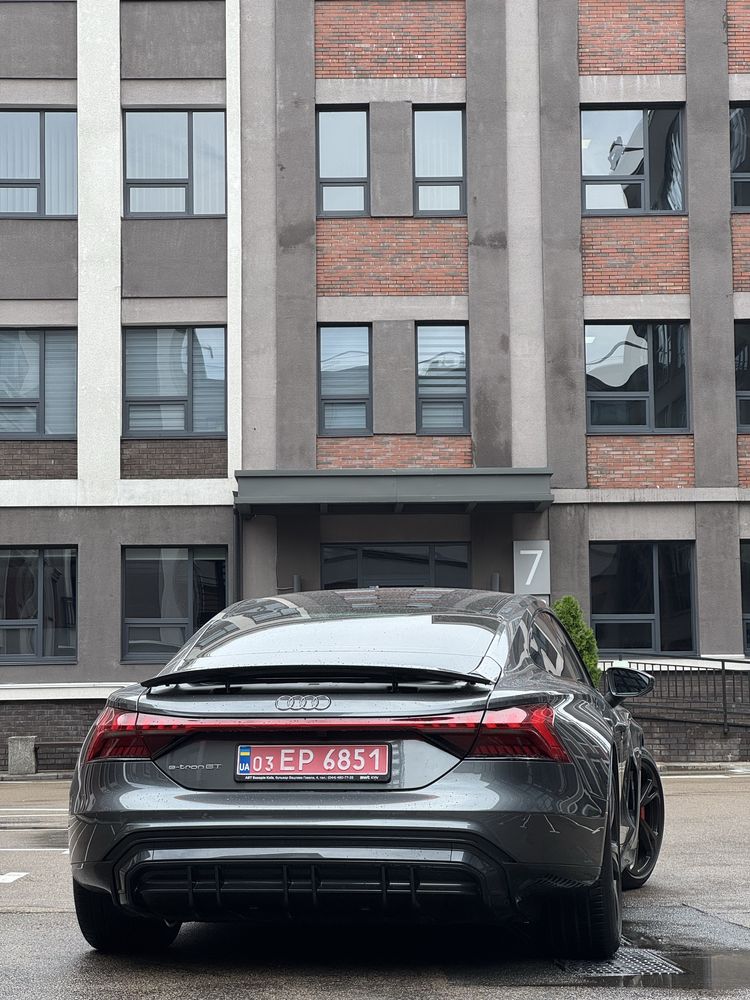 Продам Audi E-Tron Gt 2022
