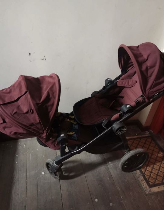 Wózek dziecięcy dla bliźniąt kub dzieci rok po roku BABY JOGGER
