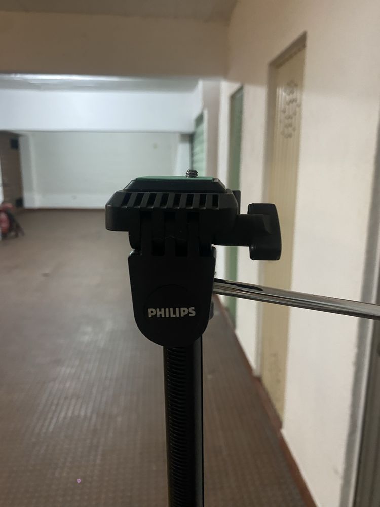 Tripé Philips preto