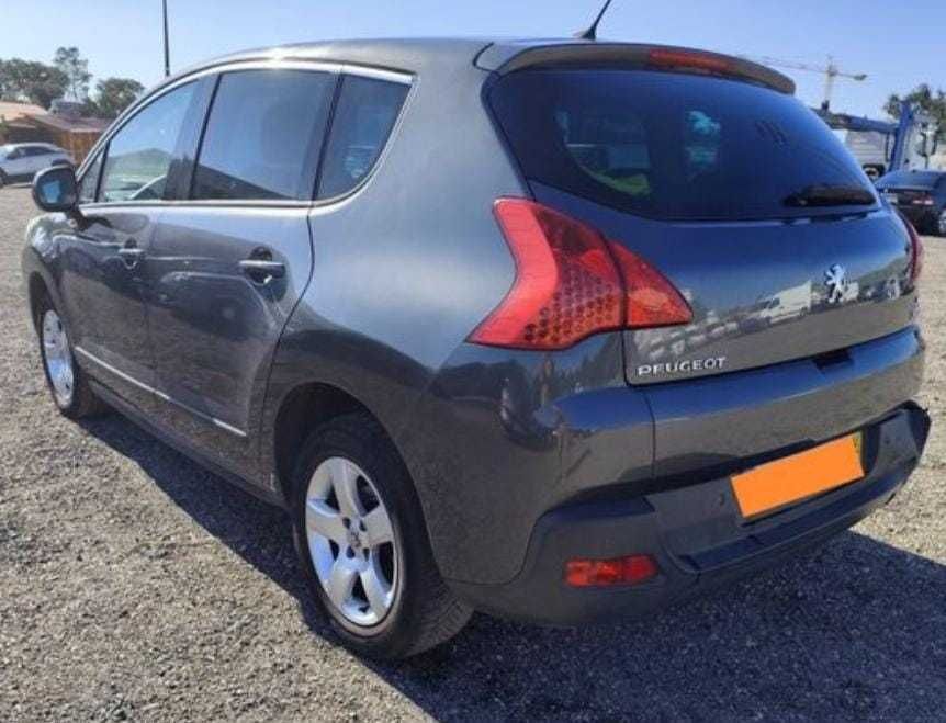 Peugeot 3008, ano 11/2012, motor 1.6 automático  a gasóleo.