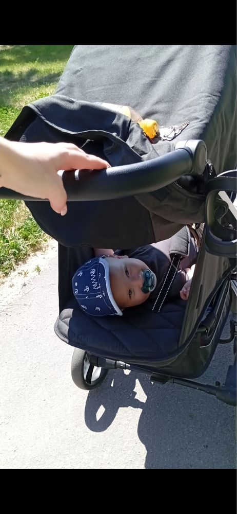 Прогулянкова коляска Carrello Vista Shark grey Сірий