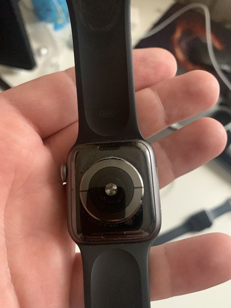 Часы apple watch series 4