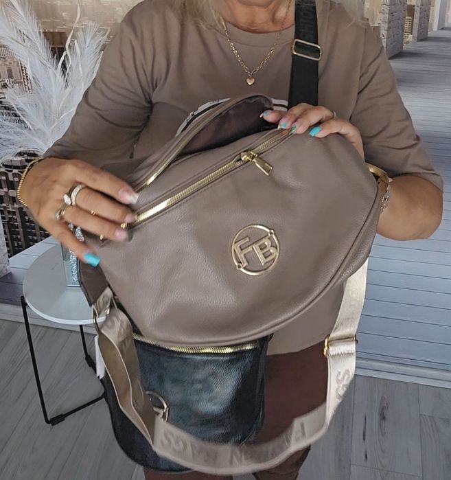 Duża torebka nerka  czarna