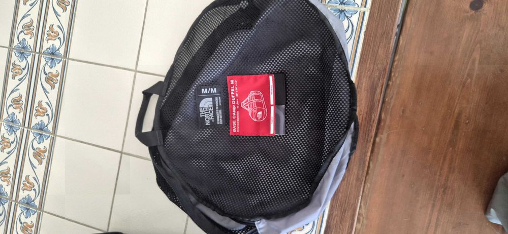 Saco/Mochila North Face - Base camp duffel M