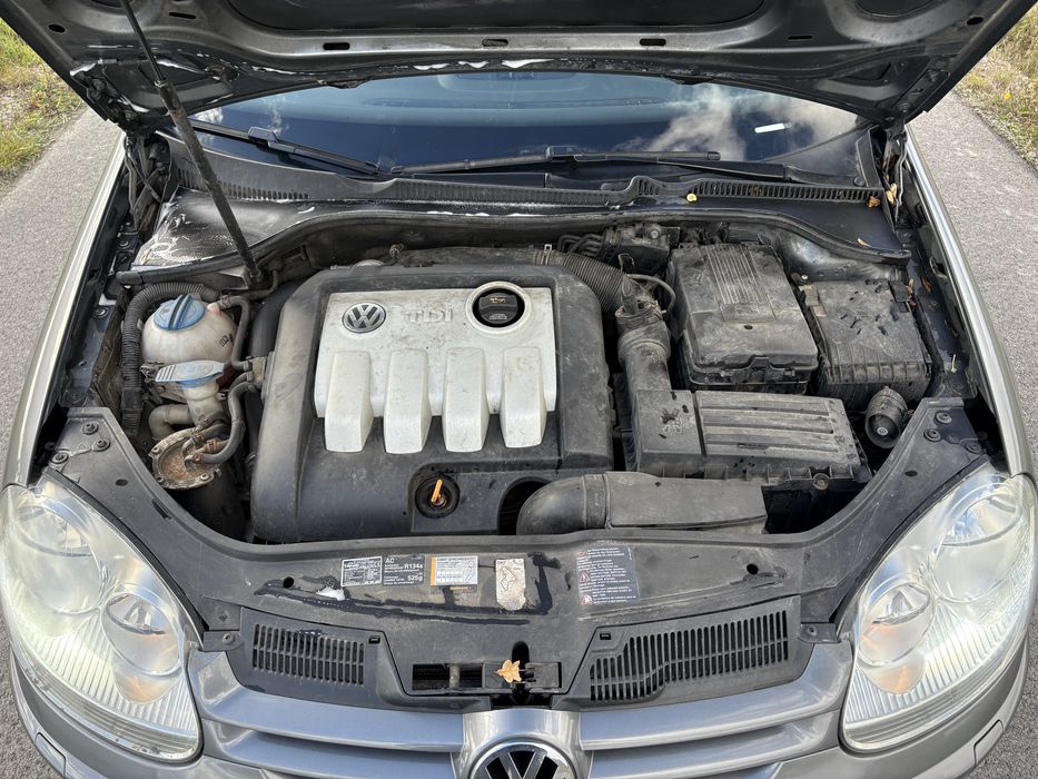 Volkswagen Golf 5 1.9tdi
