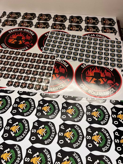 Druk Banerów Wrocław 24h • Naklejki • Tabliczki • Drukarnia