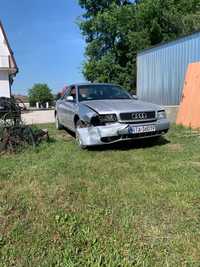 Audi A4 B5 cala na części / manual / 1.8