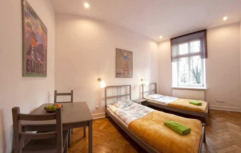 Wynajmę 2 pokojowe mieszkanie na starówce