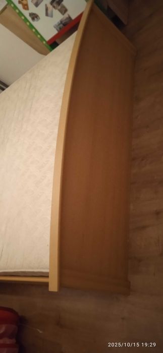 Łóżko 160/200 z stelażem i materacem.Zawiercie.