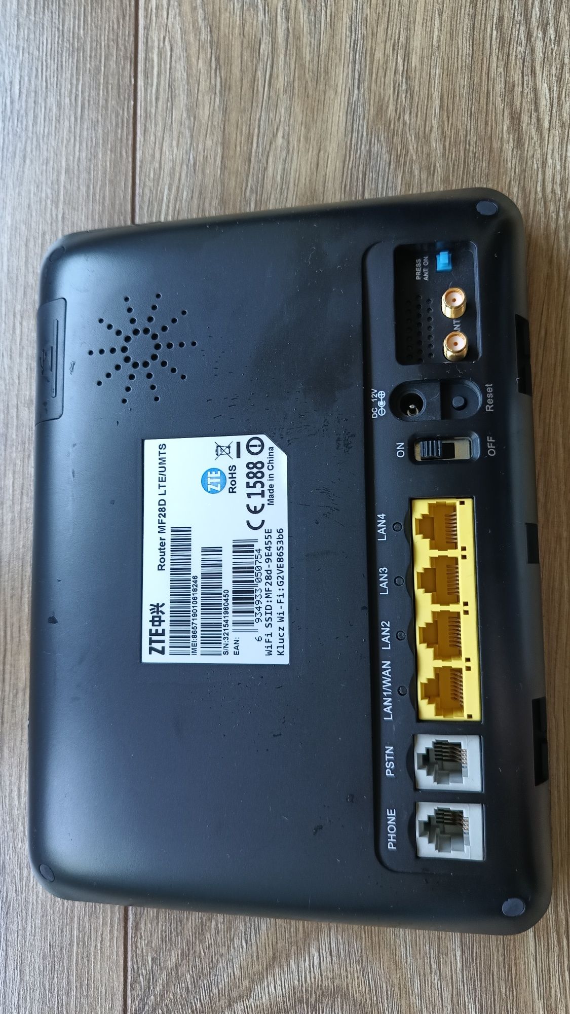Router LTE - ZTE MF28D